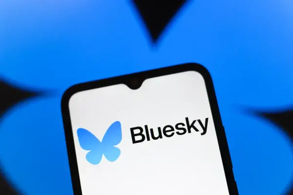 Bluesky đẩy mạnh AI với Attie, ứng dụng giúp tạo feed tùy chỉnh